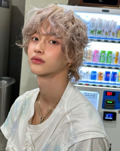 3~5세대 아이돌 맞히기 ( 여돌 남돌 )