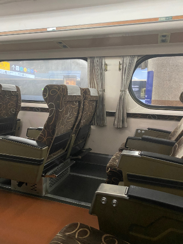 사진만 보고 기차역 맞추기 (코레일 및 서교공 운영노선, 일반열차, 전철, KTX 포함) 썸네일