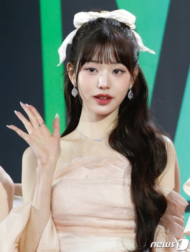 인물퀴즈 썸네일