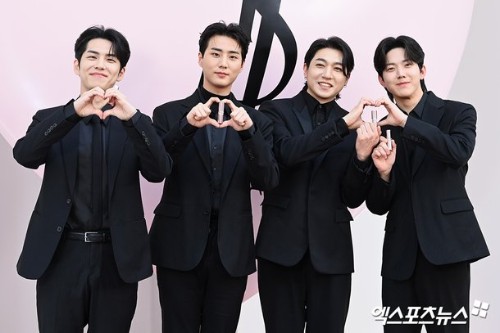 DAY6 (데이식스) 드럼+베이스 파트만 듣고 맞히기 썸네일