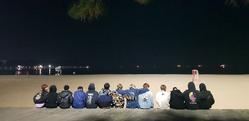 세븐틴 뒷모습보고 맞추기 썸네일