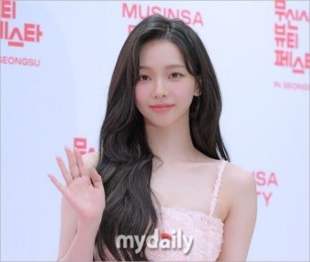 쉬운 아이돌 맞추기