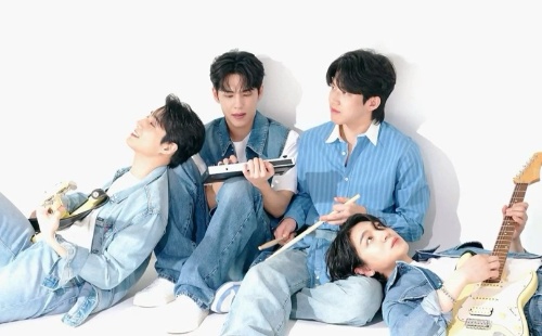 데이식스 일부분 보고 맞추기