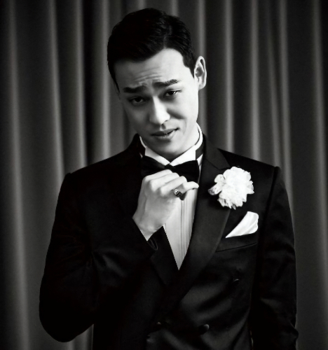 뮤지컬 배우 맞추기 썸네일