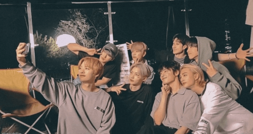 스키즈 노래 듣고 맞추기 썸네일