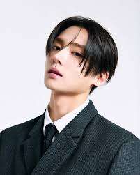 케이팝 가수 맞추기 썸네일