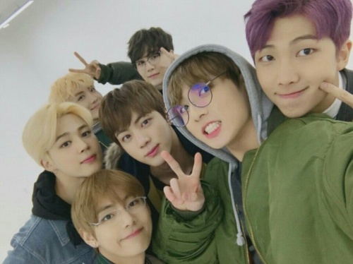방탄소년단 노래 1초 듣고 맞추기 썸네일
