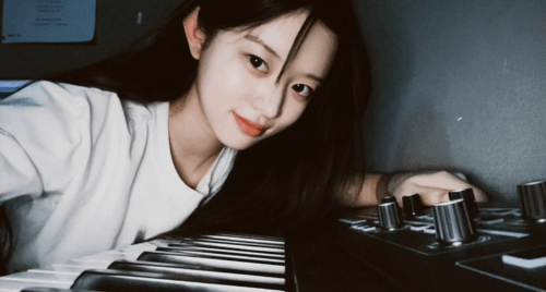 2024년 데뷔 걸그룹 멤버 맞추기 썸네일